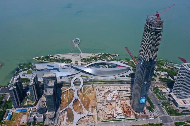 吴江绿地中心建设中